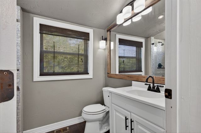 715 W Munson Street, Denison, TX 75020