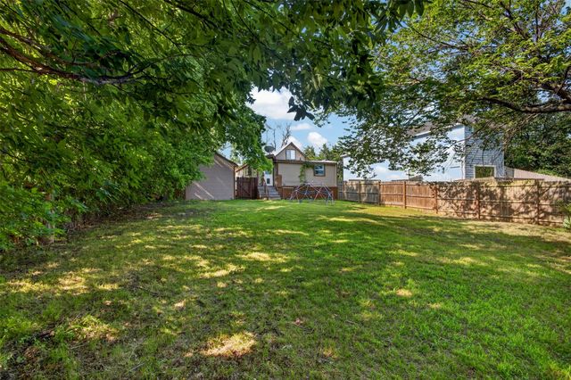 715 W Munson Street, Denison, TX 75020