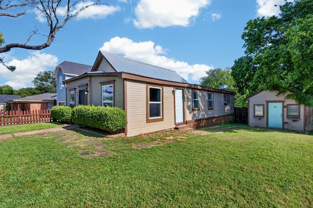 715 W Munson Street, Denison, TX 75020