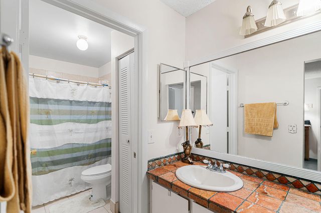 14681 N Beckley Square, Davie, FL 33325