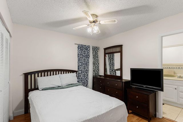 14681 N Beckley Square, Davie, FL 33325