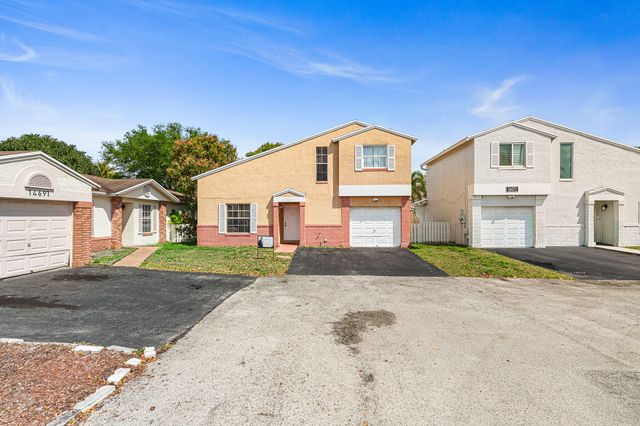 14681 N Beckley Square, Davie, FL 33325