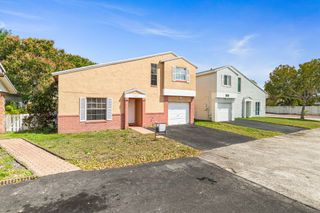 14681 N Beckley Square, Davie, FL 33325