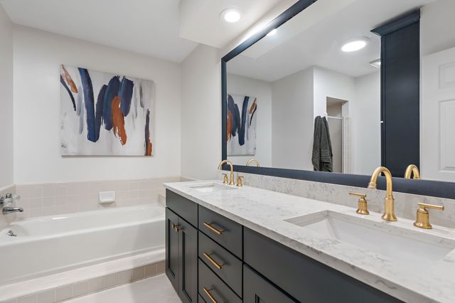 8954 Sawyer Brown Rd, Nashville, TN 37221