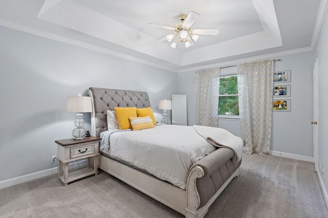 8954 Sawyer Brown Rd, Nashville, TN 37221