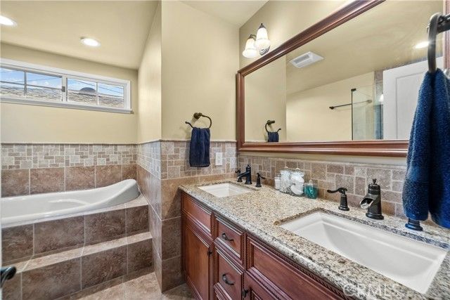 328 N Alta Vista, Monrovia, CA 91016