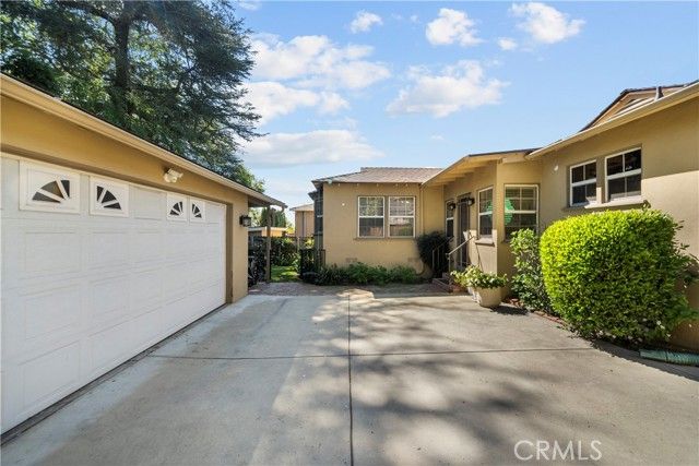 328 N Alta Vista, Monrovia, CA 91016