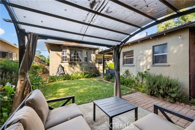 328 N Alta Vista, Monrovia, CA 91016