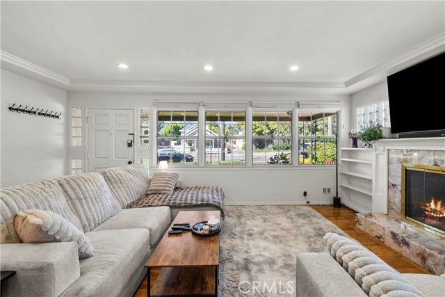 328 N Alta Vista, Monrovia, CA 91016