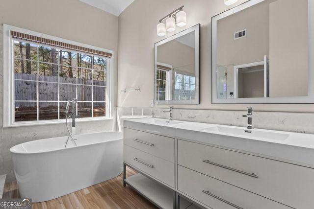 3030 Northcliff Drive, Suwanee, GA 30024