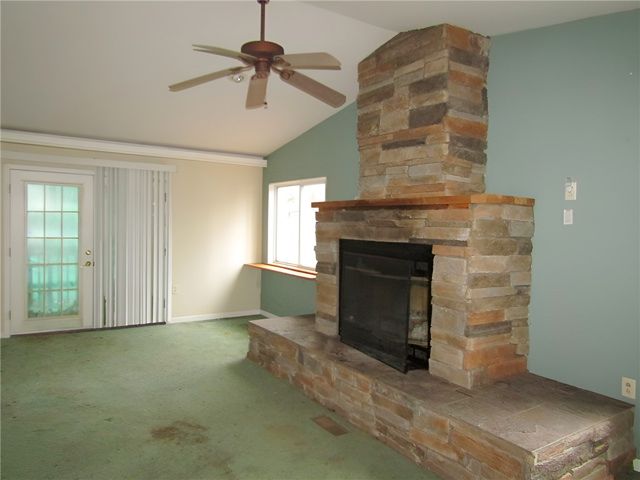 1401 S Elm St, Monaca, PA 15061