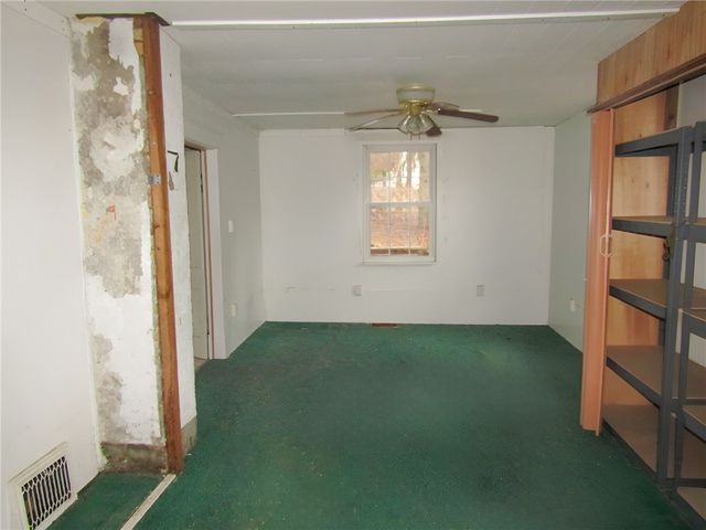 1401 S Elm St, Monaca, PA 15061