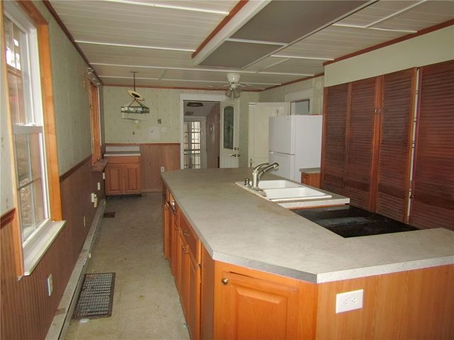 1401 S Elm St, Monaca, PA 15061