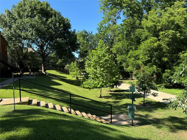 6900 Skillman Street 708, Dallas, TX 75231