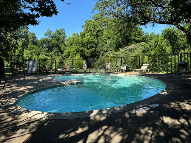6900 Skillman Street 708, Dallas, TX 75231