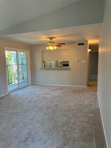 6900 Skillman Street 708, Dallas, TX 75231
