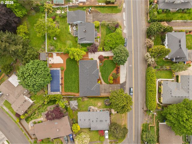 570 Nw BIRDSDALE Ave Nw, Gresham, OR 97030