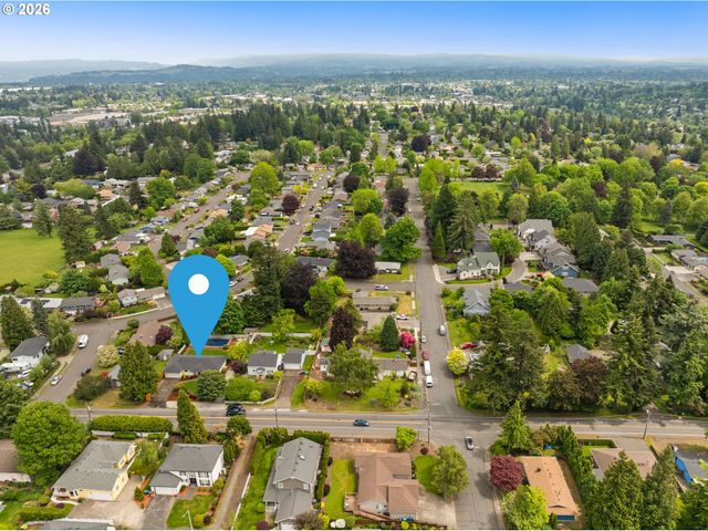 570 Nw BIRDSDALE Ave Nw, Gresham, OR 97030