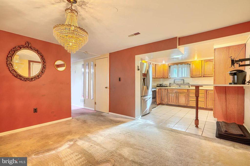 Image 14 of property listing at 212-A EVANS ST, Glen Burnie, MD 21060