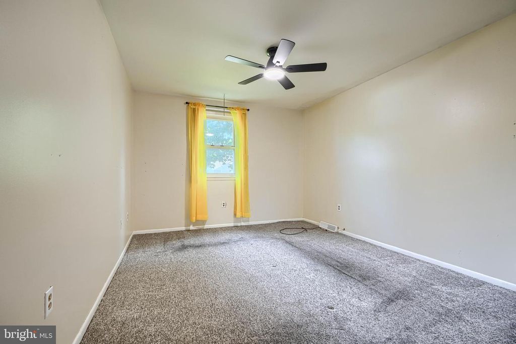Image 20 of property listing at 212-A EVANS ST, Glen Burnie, MD 21060