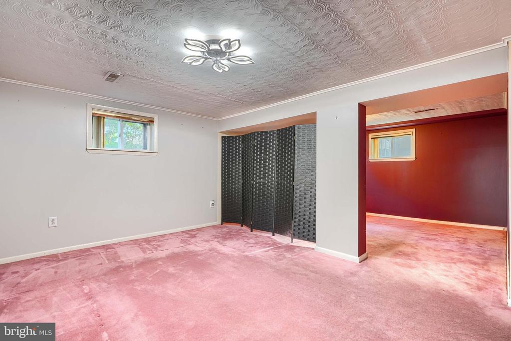 Image 28 of property listing at 212-A EVANS ST, Glen Burnie, MD 21060