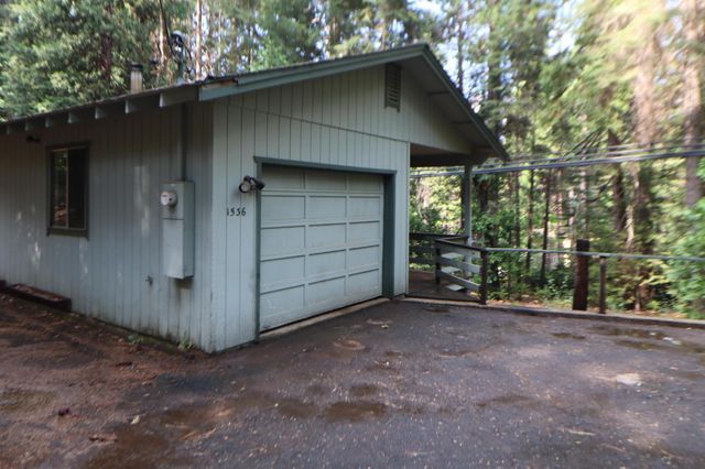 1536 Meadowview Dr, Arnold, CA 95223