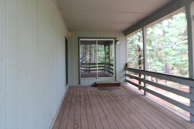 1536 Meadowview Dr, Arnold, CA 95223