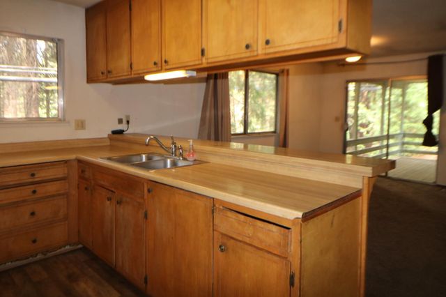 1536 Meadowview Dr, Arnold, CA 95223