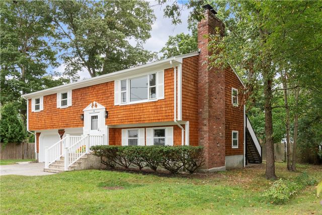 6 Acre Avenue, Barrington, RI 02806