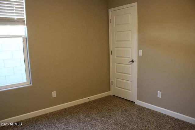 8219 S 44th Glen, Laveen, AZ 85339