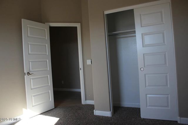 8219 S 44th Glen, Laveen, AZ 85339