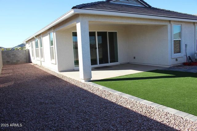 8219 S 44th Glen, Laveen, AZ 85339