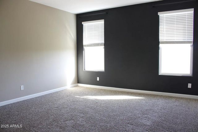 8219 S 44th Glen, Laveen, AZ 85339