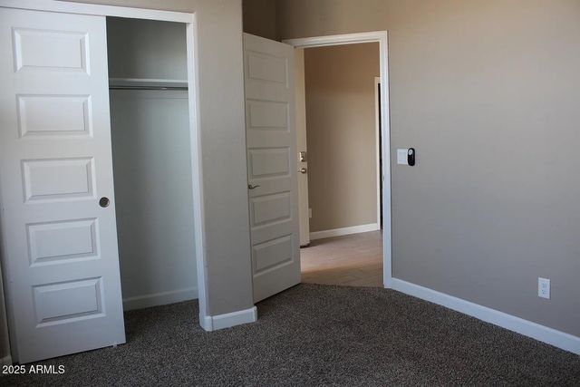 8219 S 44th Glen, Laveen, AZ 85339