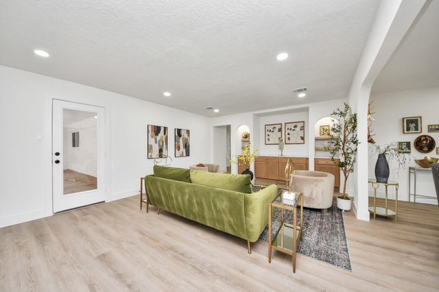 1106 Marshall Street, Deer Park, TX 77536