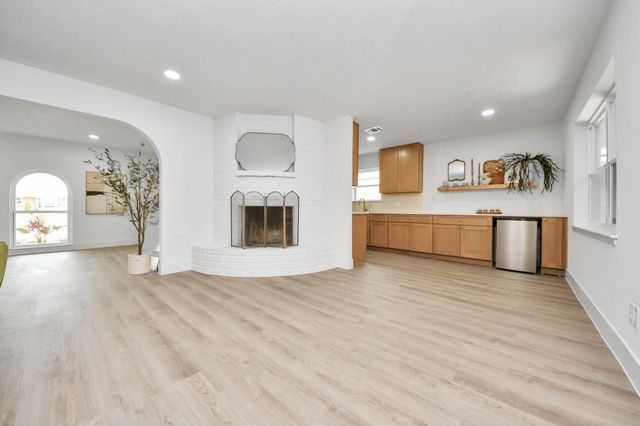 1106 Marshall Street, Deer Park, TX 77536