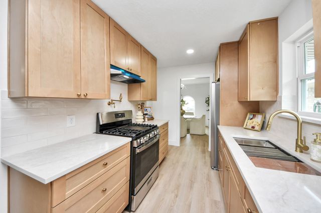 1106 Marshall Street, Deer Park, TX 77536