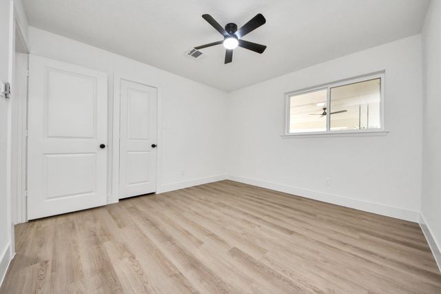 1106 Marshall Street, Deer Park, TX 77536