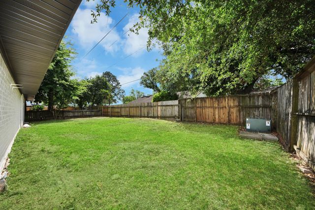 1106 Marshall Street, Deer Park, TX 77536