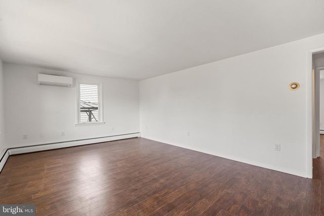 738 MEDWAY RD, Hagerstown, MD 21740