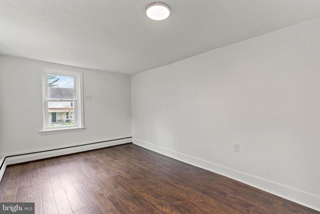 738 MEDWAY RD, Hagerstown, MD 21740
