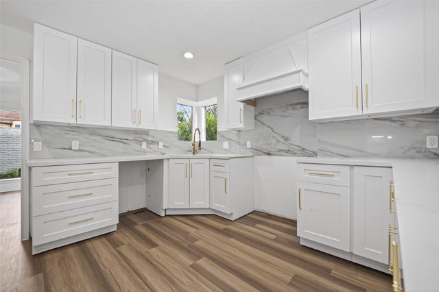 15618 Banty Falls Court, Houston, TX 77068