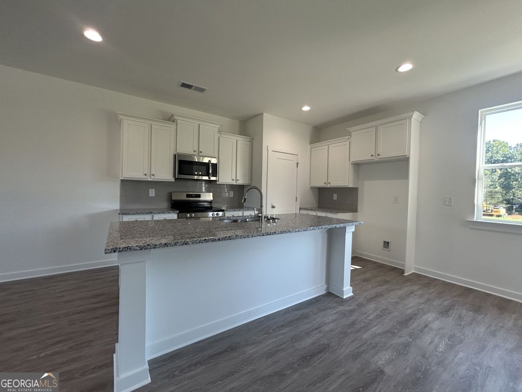 270 Crimson Feather Drive, Jefferson, GA 30549 — photo 3