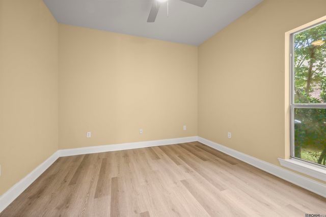 11414 Pleasant Knoll Dr, Denham Springs, LA 70726