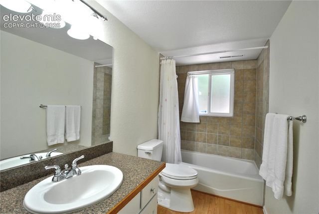 6129 Applewood Ridge Circle, Colorado Springs, CO 80918