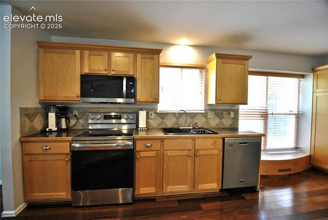 6129 Applewood Ridge Circle, Colorado Springs, CO 80918