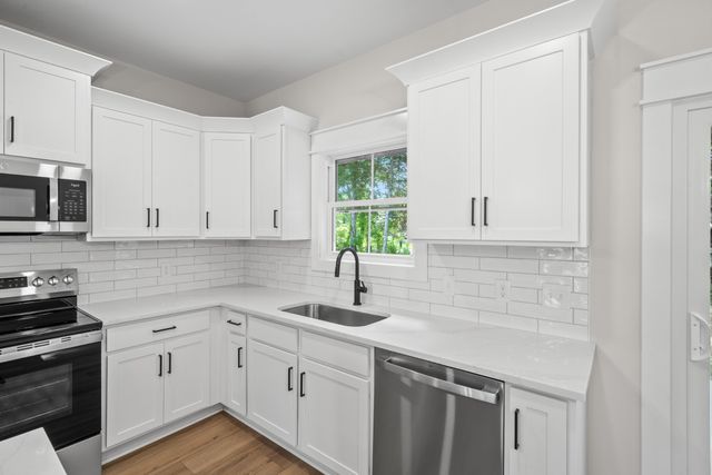 267 Brookfield Cir, Winchester, TN 37398