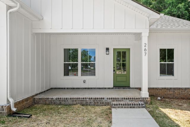 267 Brookfield Cir, Winchester, TN 37398