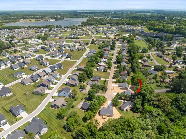 267 Brookfield Cir, Winchester, TN 37398