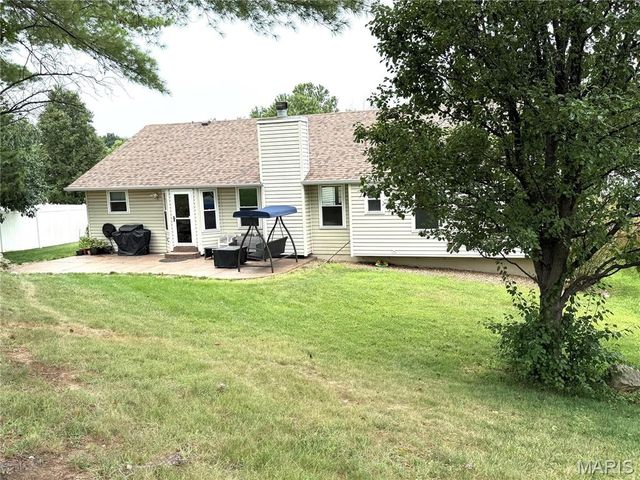 174 Stage Coach Landing Drive, O'fallon, MO 63376